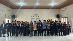 Sekda Lampung Timur Rustam Effendi Lantik 24 Kepala UPTD Puskesmas dan 14 Pejabat Fungsional, Perkuat Pelayanan Kesehatan Masyarakat